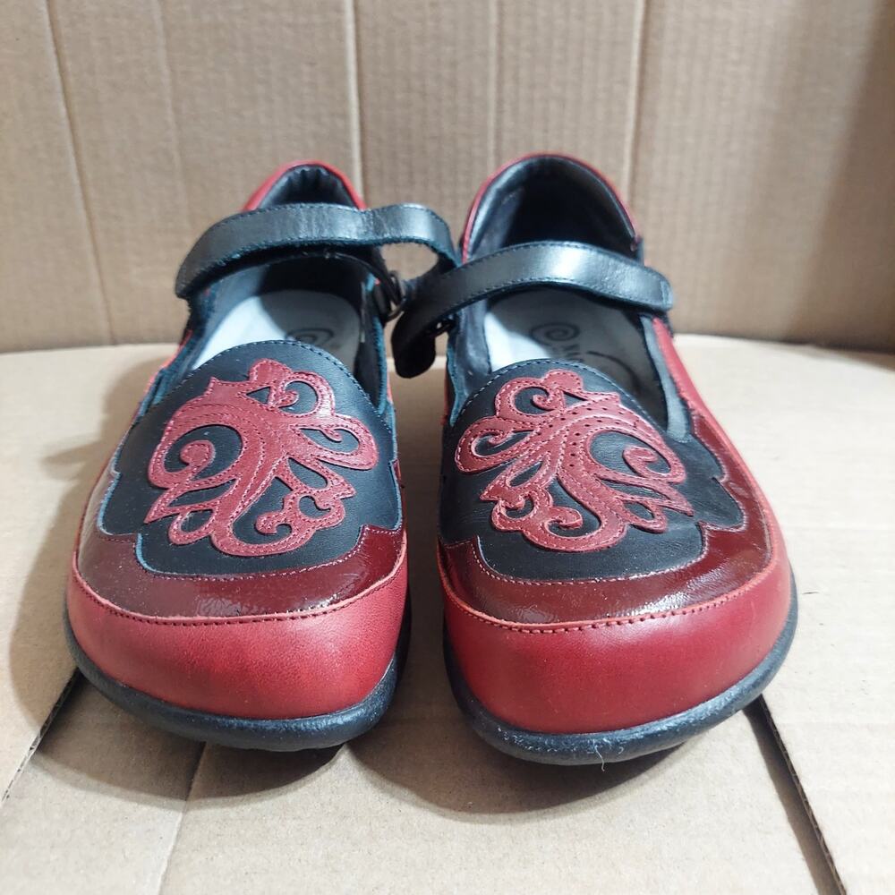 Naot Motu Women's US 6 Red Leather Mary Jane Comfort Flats Loafer Shoes - Picture 3 of 9